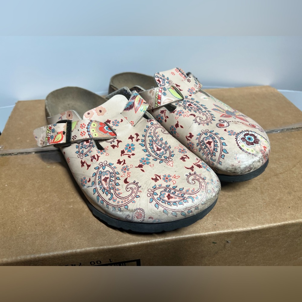 Cream paisley Birkenstock clogs